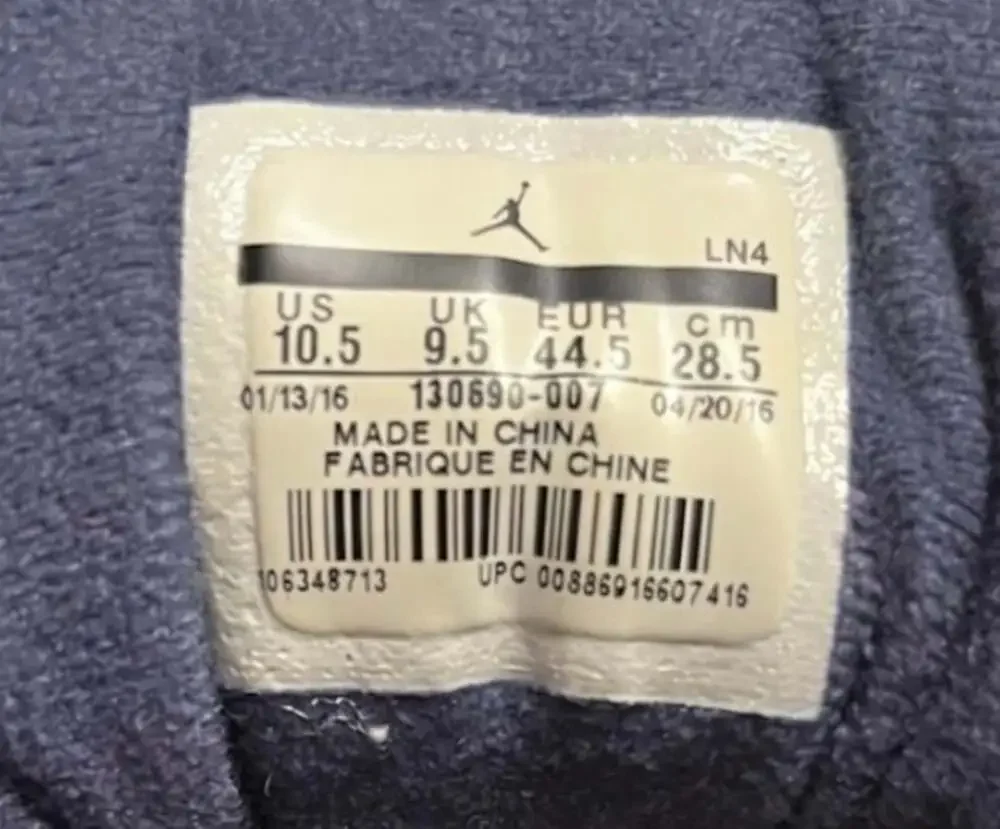 Air Jordan 12 Retro Wolf Grey University Blue White Size 10.5 130690-007